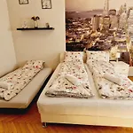 Lovely Boutique Apartment With Parliament View