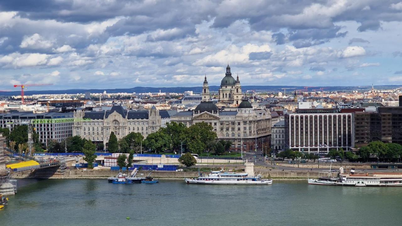 Lovely Boutique With Parliament View * Budapest